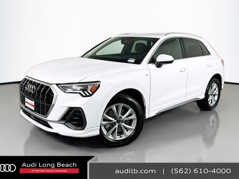 Used 2023 Audi Q3 2.0T Premium w/ Convenience Package image 1