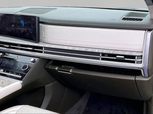 Used 2025 Hyundai Santa Fe Calligraphy FWD image 19