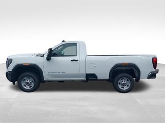 New 2026 GMC Sierra 2500 Pro w/ 1SA Pro Safety Plus Package AWD/4WD video 5