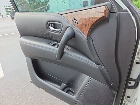 Used 2018 Nissan Armada Platinum w/ Captain Seat Package RWD image 20