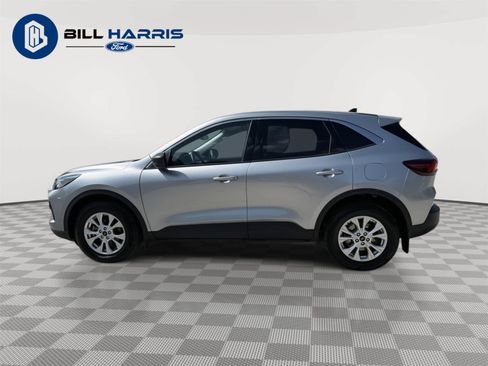 Used 2023 Ford Escape Active AWD/4WD image 9