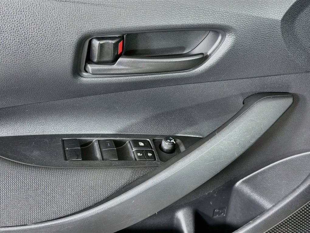 Used 2024 Toyota Corolla LE FWD image 23