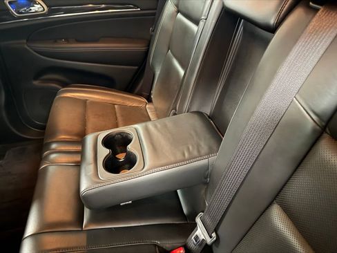 Used 2014 Jeep Grand Cherokee Overland AWD/4WD image 28