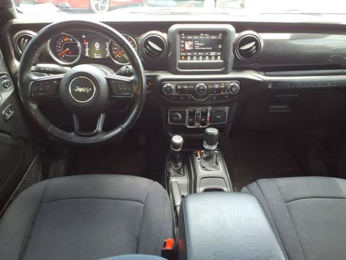 Used 2020 Jeep Wrangler Unlimited Sport AWD/4WD image 5