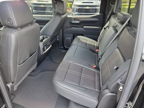 Certified 2026 Chevrolet Silverado 1500 High Country w/ Midnight Edition AWD/4WD image 10