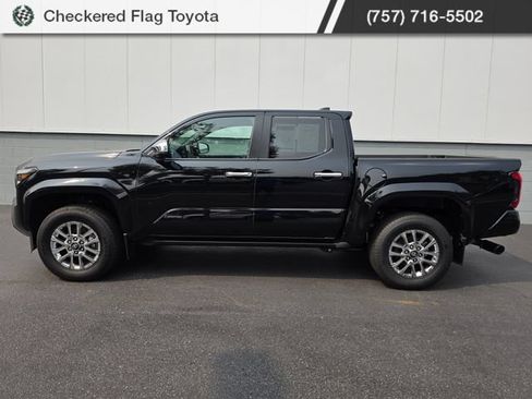 Used 2024 Toyota Tacoma Limited w/ Limited Package (LT) AWD/4WD image 3