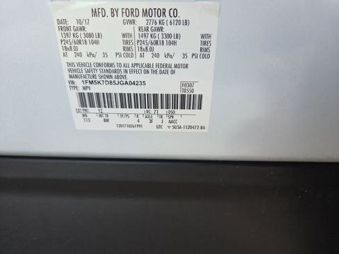 Used 2018 Ford Explorer XLT w/ Equipment Group 202A FWD image 29