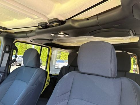 Used 2023 Jeep Wrangler Unlimited w/ 8.4" Radio Group AWD/4WD image 24