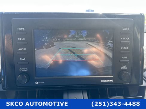 Used 2022 Toyota RAV4 XLE w/ Convenience Package image 17