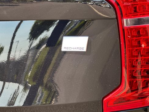 Used 2024 Volvo XC90 T8 Ultimate w/ Lounge Package AWD/4WD image 34
