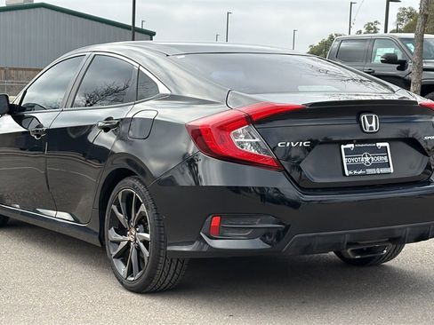 Used 2019 Honda Civic Sport image 3