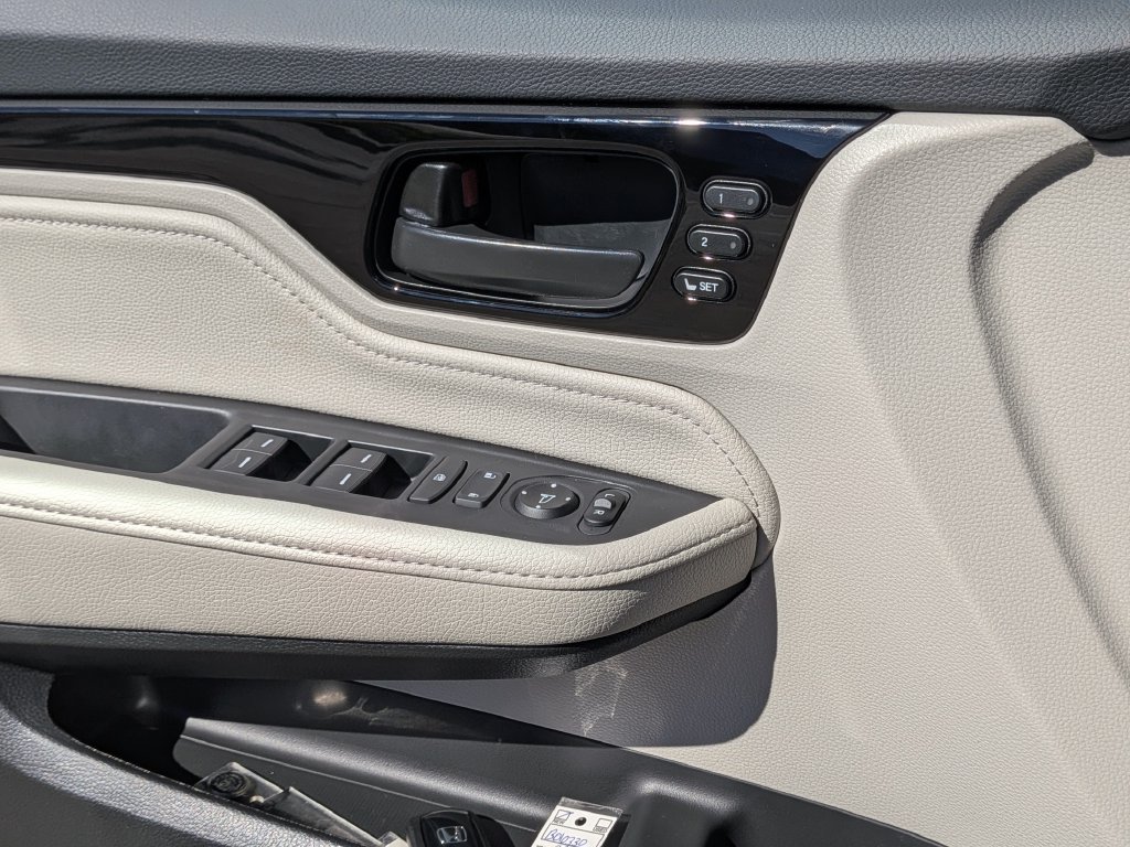 New 2027 Honda Odyssey Touring image 26