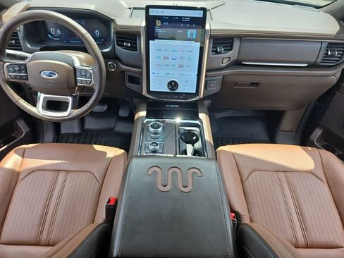 Used 2024 Ford Expedition Max King Ranch AWD/4WD image 10
