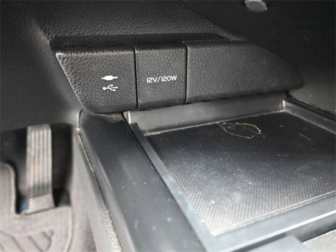 Certified 2018 Toyota Camry XSE image 4