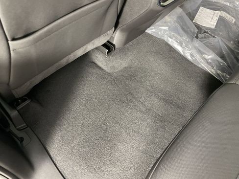 Used 2026 GMC Sierra 1500 SLT w/ SLT Premium Package image 35