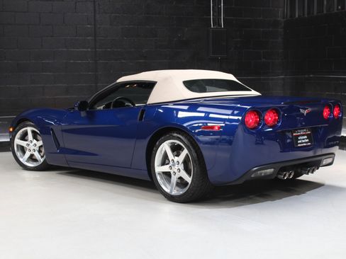 Used 2005 Chevrolet Corvette Convertible w/ Preferred Equipment Group RWD image 14