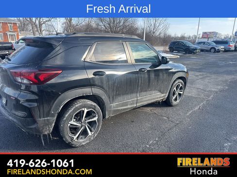Used 2023 Chevrolet TrailBlazer RS w/ Convenience Package image 7