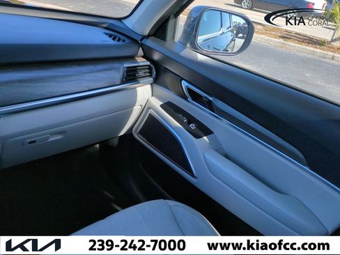 Certified 2020 Kia Telluride EX w/ Towing Package image 17