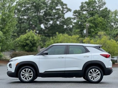 Used 2021 Chevrolet TrailBlazer LS FWD image 8
