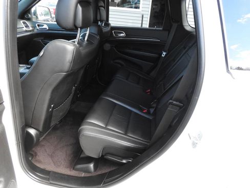 Used 2015 Jeep Grand Cherokee Limited AWD/4WD image 8