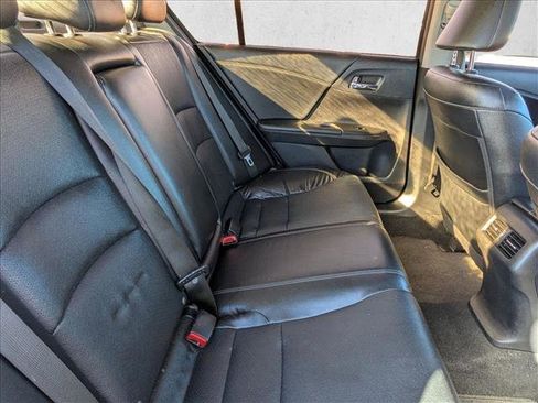 Used 2015 Honda Accord EX-L image 19