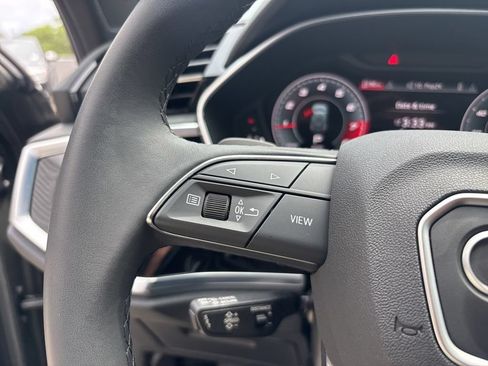 Certified 2025 Audi Q3 2.0T Premium Plus AWD/4WD image 24