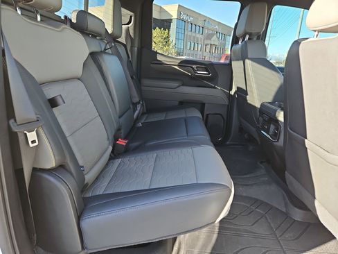 Used 2023 Chevrolet Silverado 1500 ZR2 w/ Technology Package image 31