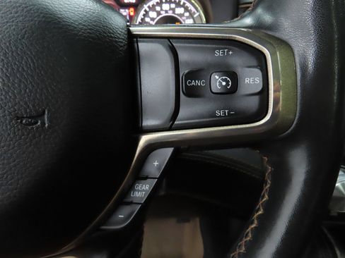 Used 2019 RAM 1500 Limited w/ Off Road Group AWD/4WD image 14