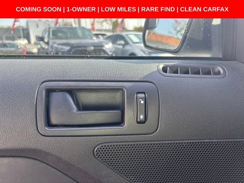 Used 2013 Ford Mustang GT RWD image 23