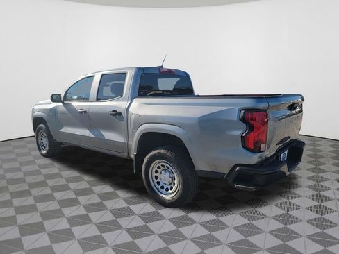 Used 2024 Chevrolet Colorado W/T RWD image 10