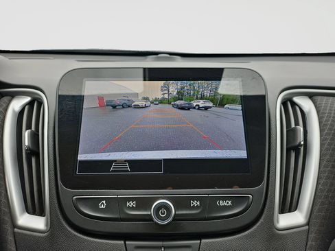 Used 2025 Chevrolet Malibu LT FWD image 28