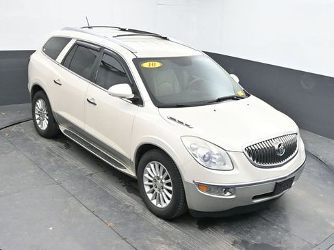 Used 2010 Buick Enclave CXL image 34