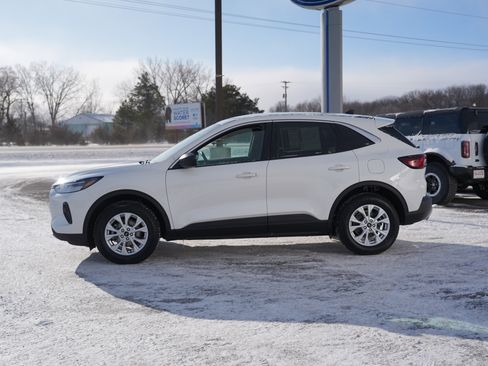 Used 2023 Ford Escape Active image 7