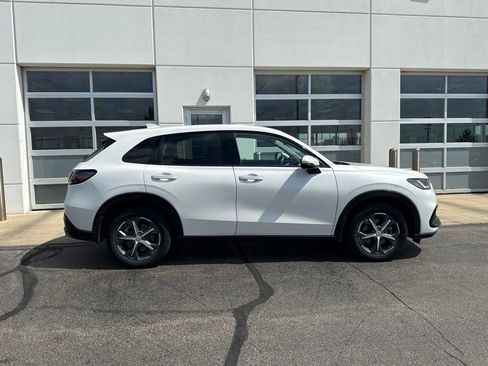 Used 2025 Honda HR-V EX-L image 3