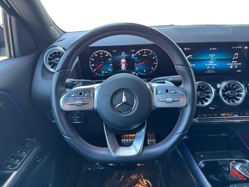 Used 2023 Mercedes-Benz GLA 250 image 12
