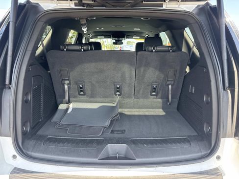 Used 2024 Chevrolet Tahoe LT RWD image 29