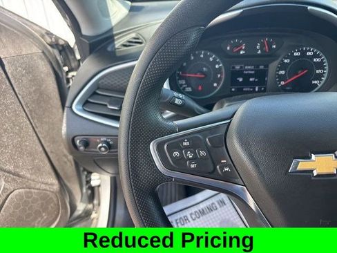 Used 2024 Chevrolet Malibu LT image 17