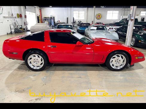 Used 1996 Chevrolet Corvette Coupe image 7