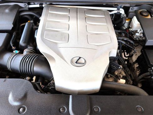 Used 2015 Lexus GX 460 w/ Premium Package image 31