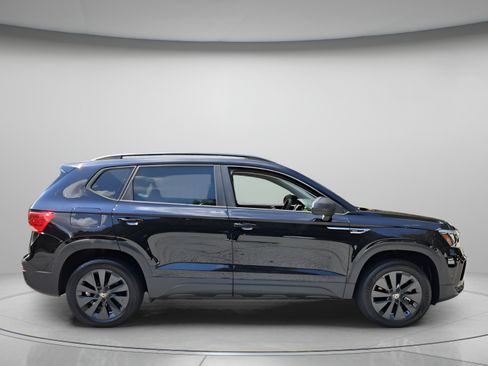 Used 2023 Volkswagen Taos S w/ Driver Assistance Package FWD image 6