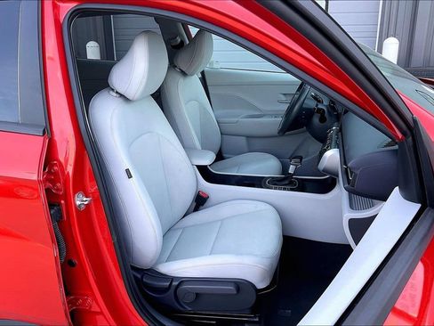 Used 2024 Hyundai Kona SEL AWD/4WD image 7