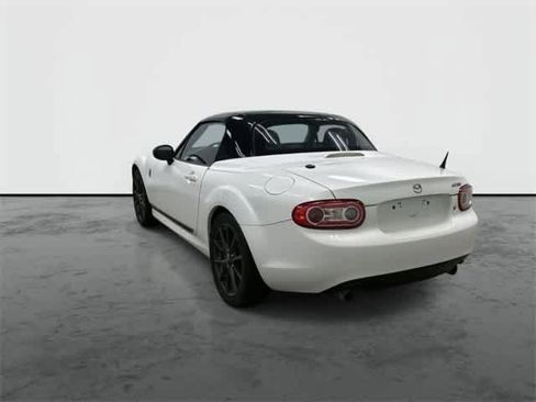 Used 2014 MAZDA MX-5 Miata Club image 2