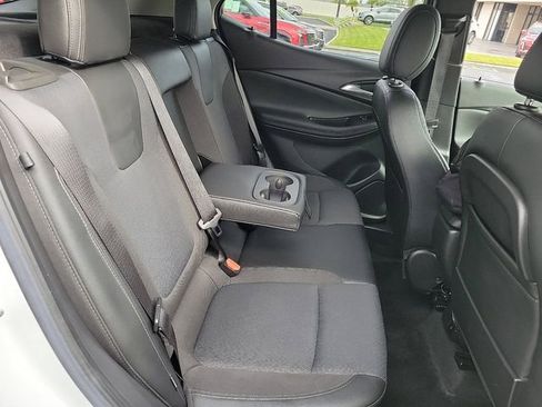 Used 2022 Buick Encore GX Select image 24