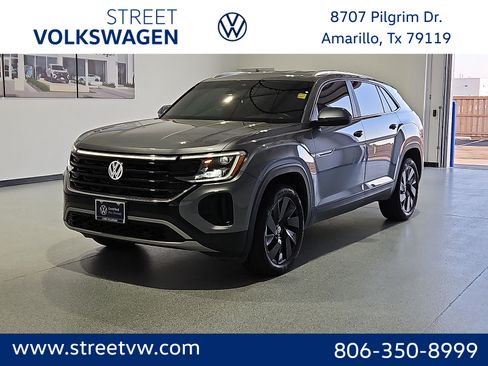 Used 2024 Volkswagen Atlas Cross Sport SE FWD image 1