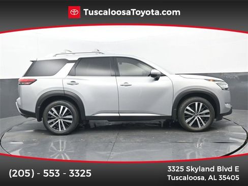 Used 2024 Nissan Pathfinder Platinum w/ Cargo Package image 1