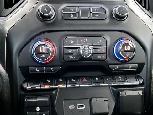 Used 2019 Chevrolet Silverado 1500 LT Trail Boss image 35