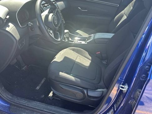 Used 2023 Hyundai Tucson SE AWD/4WD image 2