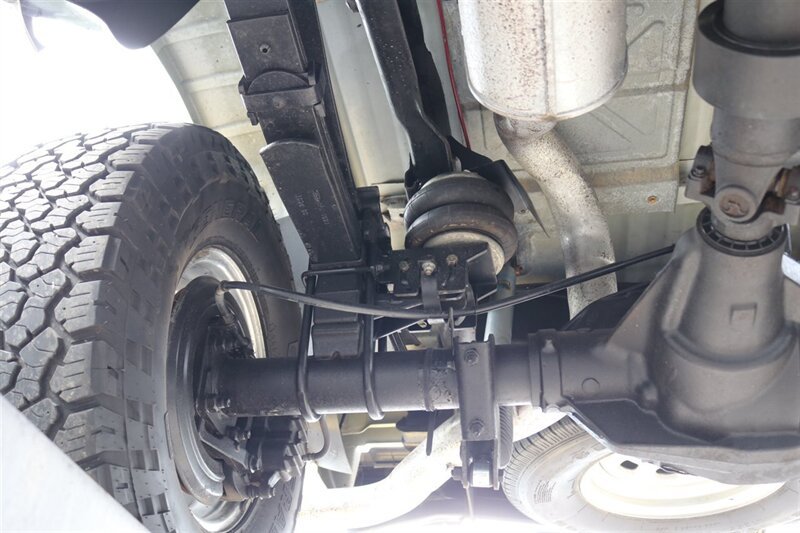 Used 2001 Ford F350 XLT AWD/4WD image 24