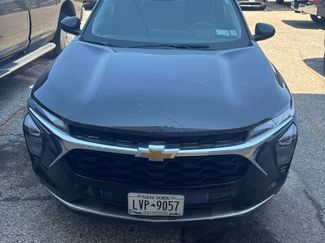 Used 2025 Chevrolet Trax LT FWD video 2