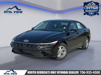 New 2026 Hyundai Elantra SE FWD video 1